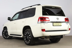 Внедорожник Toyota Land Cruiser 2018 года, 7299000 рублей, Новосибирск