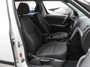 Внедорожник Skoda Yeti 2011 года, 999000 рублей, Волгоград