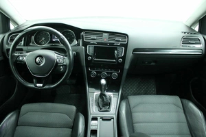 Хетчбэк Volkswagen Golf 2013 года, 1195000 рублей, Красноярск