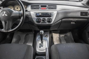 Седан Mitsubishi Lancer 2006 года, 519000 рублей, Барнаул