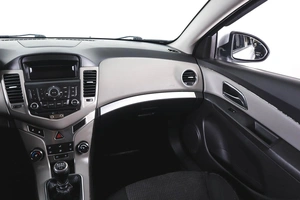 Седан Chevrolet Cruze 2012 года, 719000 рублей, Пермь