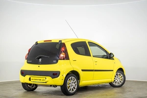 Хетчбэк Peugeot 107 2012 года, 459000 рублей, Оренбург