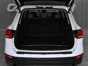 Внедорожник Volkswagen Touareg 2013 года, 2075000 рублей, Аксай