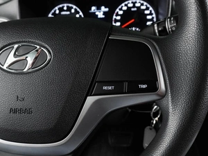 Седан Hyundai Solaris 2022 года, 1643000 рублей, Воронеж