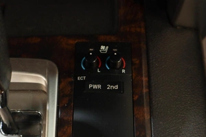 Внедорожник Toyota Land Cruiser 2012 года, 3749000 рублей, Челябинск