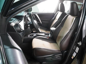 Внедорожник Toyota RAV4 2016 года, 2299000 рублей, Воронеж