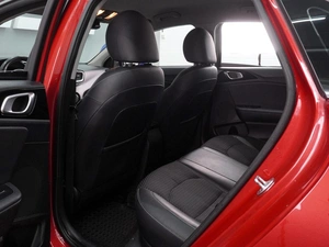 Хетчбэк Kia Ceed 2018 года, 1744000 рублей, Воронеж