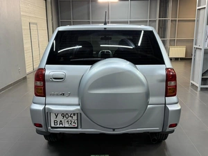 Внедорожник Toyota RAV4 2004 года, 827000 рублей, Красноярск