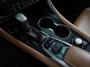 Внедорожник Lexus RX 2019 года, 4223000 рублей, Воронеж