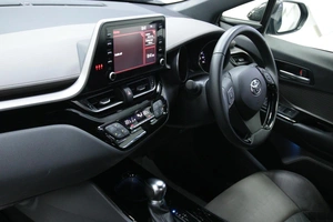 Внедорожник Toyota C-HR 2020 года, 2133000 рублей, Солонцы