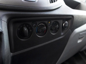 Ford Transit, VIII (2013—н. в.) 2.2 TDCi RWD MT (125 л.с.) 2019г. 2019 года, 1750000 рублей, Красный Пахарь