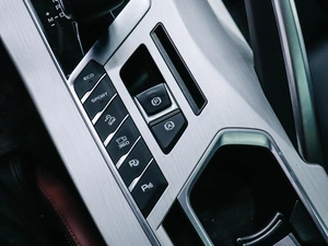 Внедорожник Geely Coolray 2021 года, 1825000 рублей, Красноярск