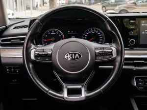 Седан Kia K5 2021 года, 2119000 рублей, Большой Сочи