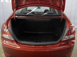 Седан Hyundai Solaris 2012 года, 810000 рублей, Омск