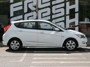 Хетчбэк Hyundai Solaris 2014 года, 930000 рублей, Волгоград