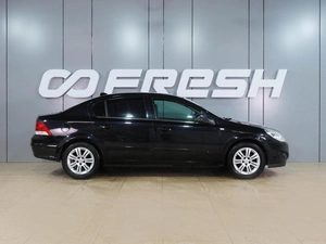 Седан Opel Astra 2010 года, 599000 рублей, Воронеж