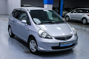 Хетчбэк Honda Fit 2005 года, 533000 рублей, Солонцы