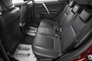 Внедорожник Toyota RAV4 2017 года, 2299000 рублей, Барнаул