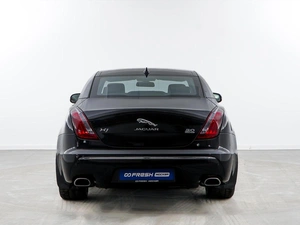 Седан Jaguar XJ 2014 года, 2669900 рублей, Москва