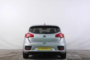 Хетчбэк Kia Ceed 2017 года, 1349000 рублей, Кемерово
