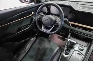 Внедорожник Geely Monjaro 2023 года, 3199000 рублей, Новокузнецк