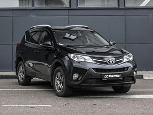 Внедорожник Toyota RAV4 2013 года, 1899000 рублей, Кирилловка