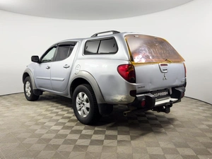 Пикап Mitsubishi L200 2012 года, 1515900 рублей, Казань