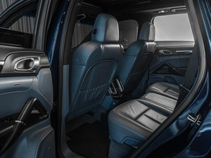 Внедорожник Porsche Cayenne 2012 года, 2300000 рублей, Тюмень