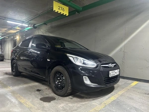 Седан Hyundai Solaris 2013 года, 775000 рублей, Красноярск