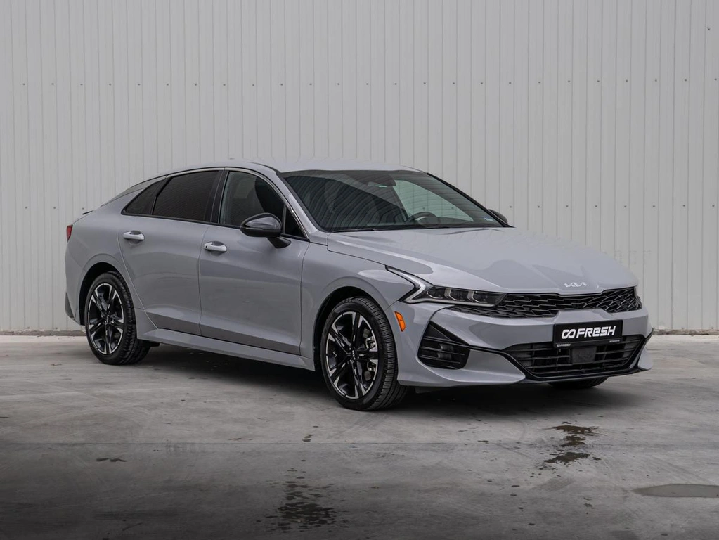 Седан Kia K5 2023 года, 3175000 рублей, Краснодар