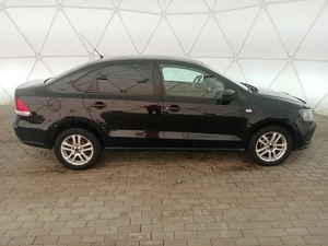 Седан Volkswagen Polo 2011 года, 715000 рублей, Клинцы