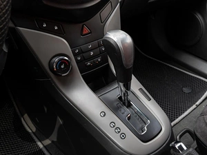Седан Chevrolet Cruze 2010 года, 630000 рублей, Краснодар