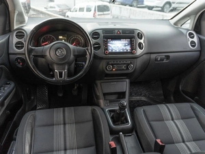 Хетчбэк Volkswagen Golf Plus 2012 года, 649000 рублей, Саратов