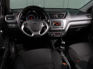 Седан Kia Rio 2015 года, 994000 рублей, Воронеж