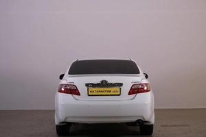 Седан Toyota Camry 2011 года, 1319000 рублей, Омск