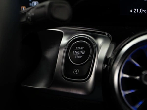Внедорожник Mercedes-benz GLB-класс 2021 года, 3399077 рублей, Москва