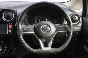 Хетчбэк Nissan Note 2017 года, 1089000 рублей, Новосибирск