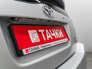 Лифтбек Toyota Prius 2008 года, 720000 рублей, Красноярск