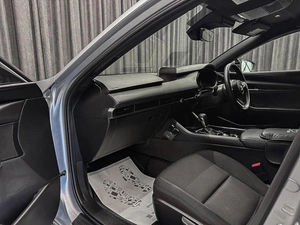 Хетчбэк Mazda 3 2021 года, 1650000 рублей, Красноярск