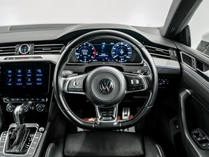Лифтбек Volkswagen Arteon 2018 года, 2600000 рублей, Красноярск
