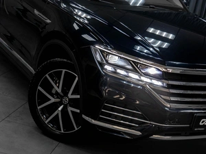 Внедорожник Volkswagen Touareg 2021 года, 5999000 рублей, Тюмень