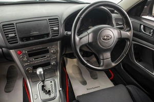 Универсал Subaru Legacy 2004 года, 989000 рублей, Барнаул