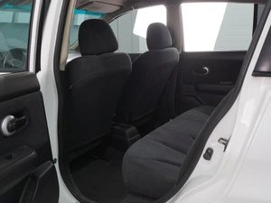 Хетчбэк Nissan Tiida 2011 года, 574000 рублей, Воронеж