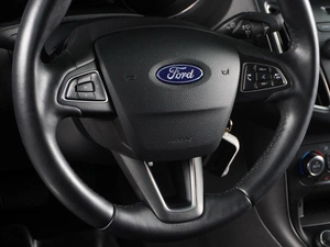 Седан Ford Focus 2018 года, 1350000 рублей, Минеральные Воды