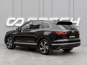 Внедорожник Volkswagen Touareg 2019 года, 3690000 рублей, Краснодар