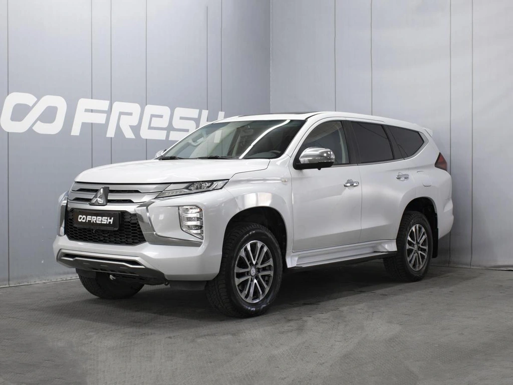 Внедорожник Mitsubishi Montero Sport 2021 года, 3350000 рублей, Омск