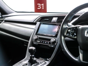 Хетчбэк Honda Civic 2018 года, 1820000 рублей, Красноярск