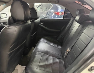 Седан Toyota Corolla 2005 года, 499000 рублей, Ачинск