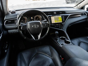 Седан Toyota Camry 2018 года, 2310000 рублей, Самара