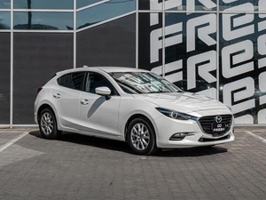 Хетчбэк Mazda Axela 2018 года, 1420000 рублей, Краснодар